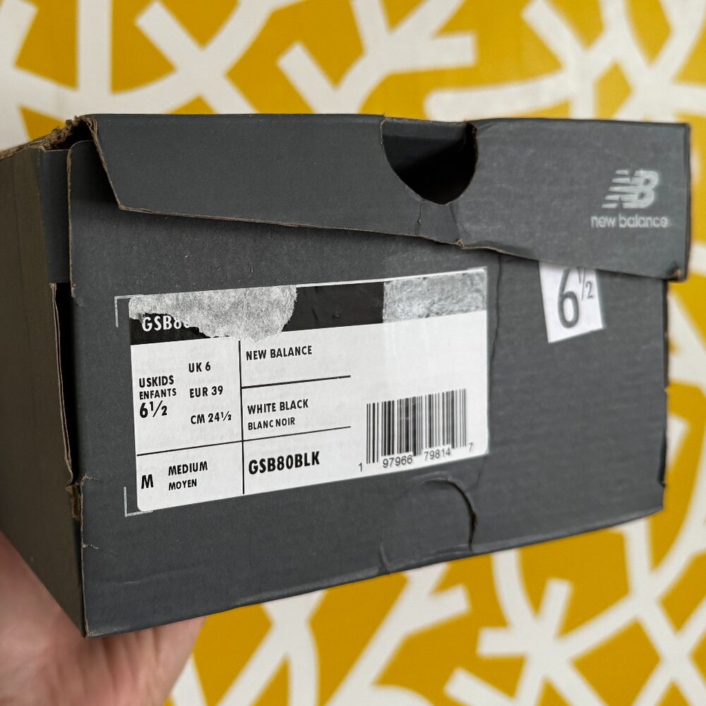 New Balance GSB80BLK White Black Youth Sneakers - 6.5 - Brand New - Picture 7 of 7